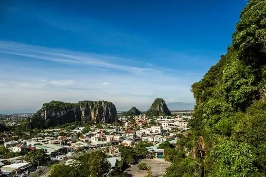 Marble Mountains — Da Nang, Five marble mountains · pagodas