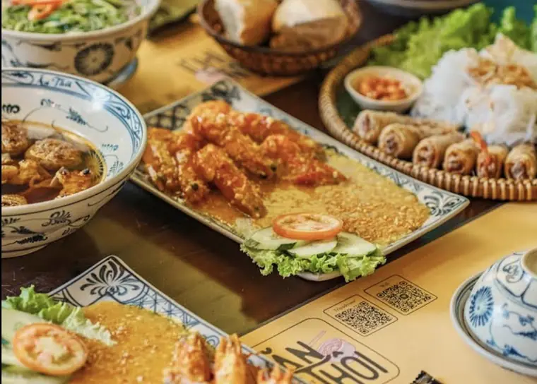 Ăn Thôi — Nha Trang, Vietnamese bistro · seasonal menu