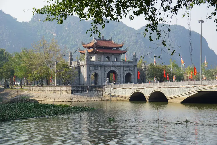 Hoa Lư Ancient Capital — Ninh Binh, 10th-century capital · 2 temples