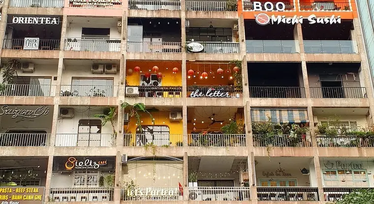The Cafe Apartments — Ho Chi Minh City, Nine floors of cafés and boutiques