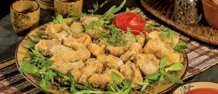 A Phu Restaurant — Sapa, Salmon hotpot · the comfortable option