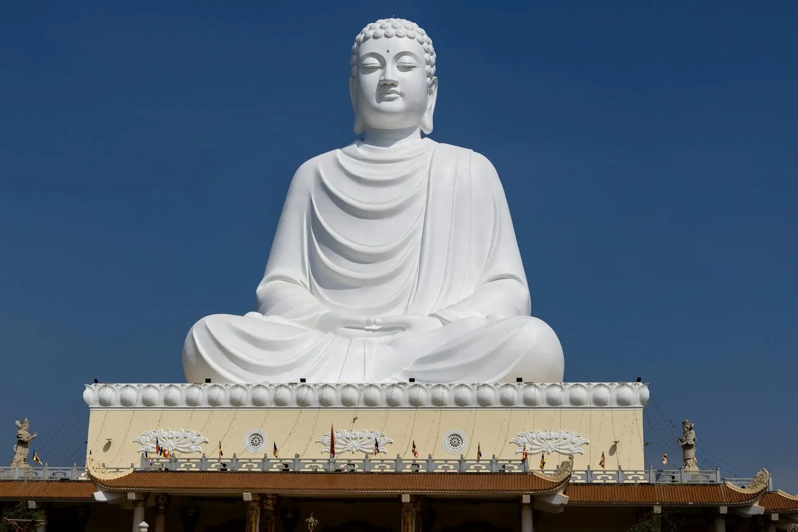 Da Nang: Vietnamese Buddhist statue