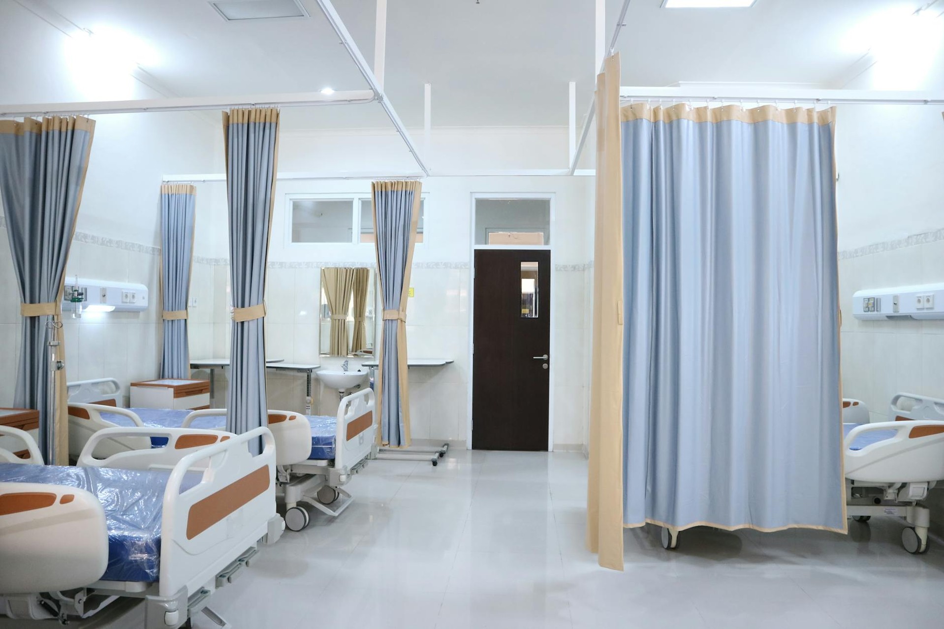 Vietnam Healthcare Guide: Hospitals, Costs & Travel Insurance