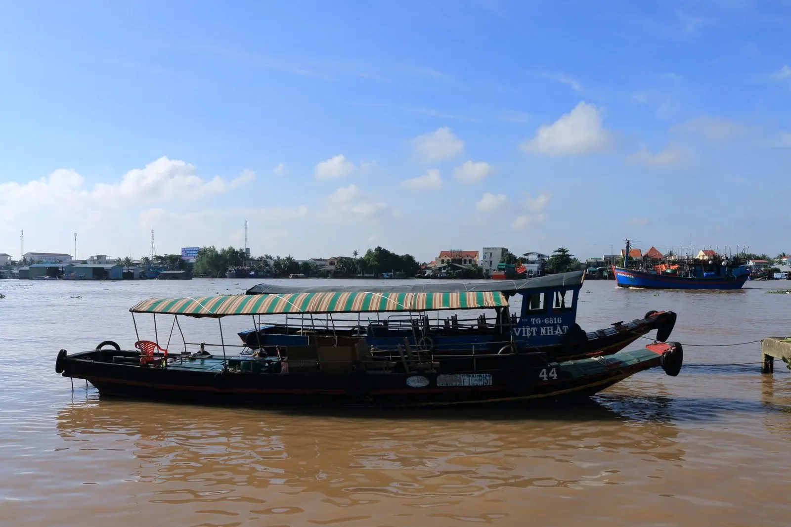 Mekong Delta Tour 2026: 1-Day vs 2-Day Compared