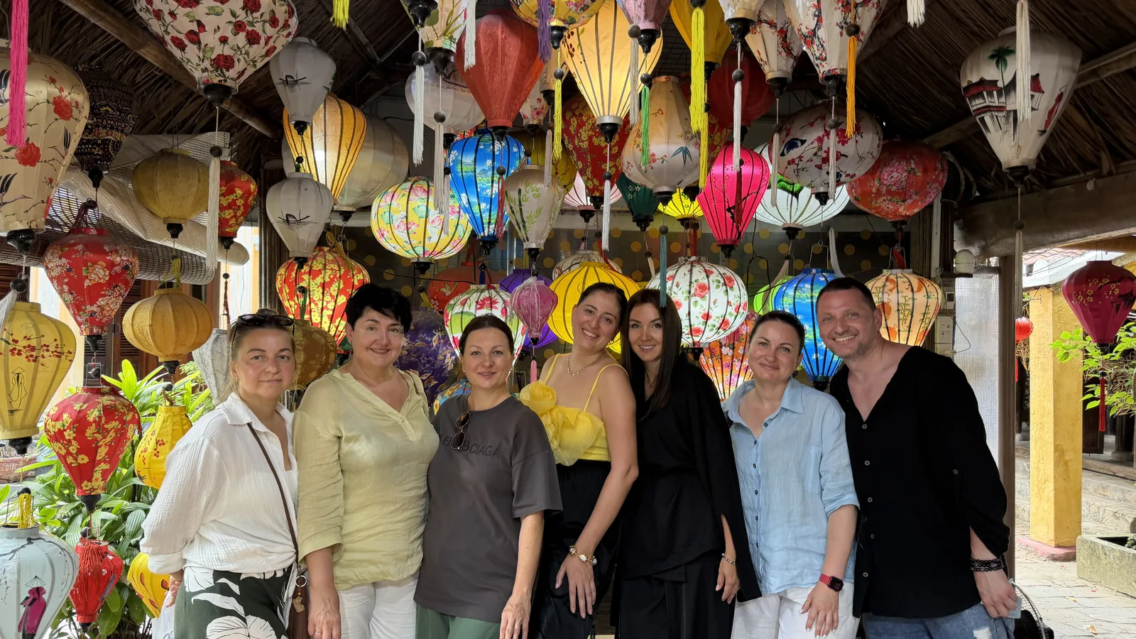 One Guide for the Whole Vietnam Trip or Local Guides