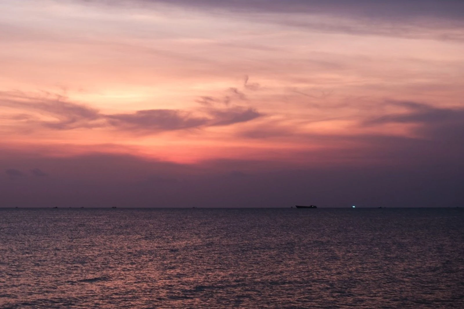 Phu Quoc at New Year: Fireworks, Hotels and Costs