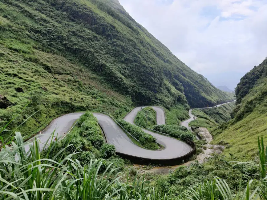 Mountain road in Hà Giang province, Vietnam — a typical northern visa run route