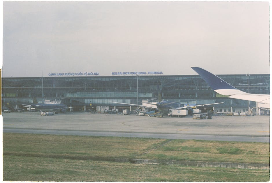 Vietnam airport arrivals terminal — immigration with e-visa takes minutes
