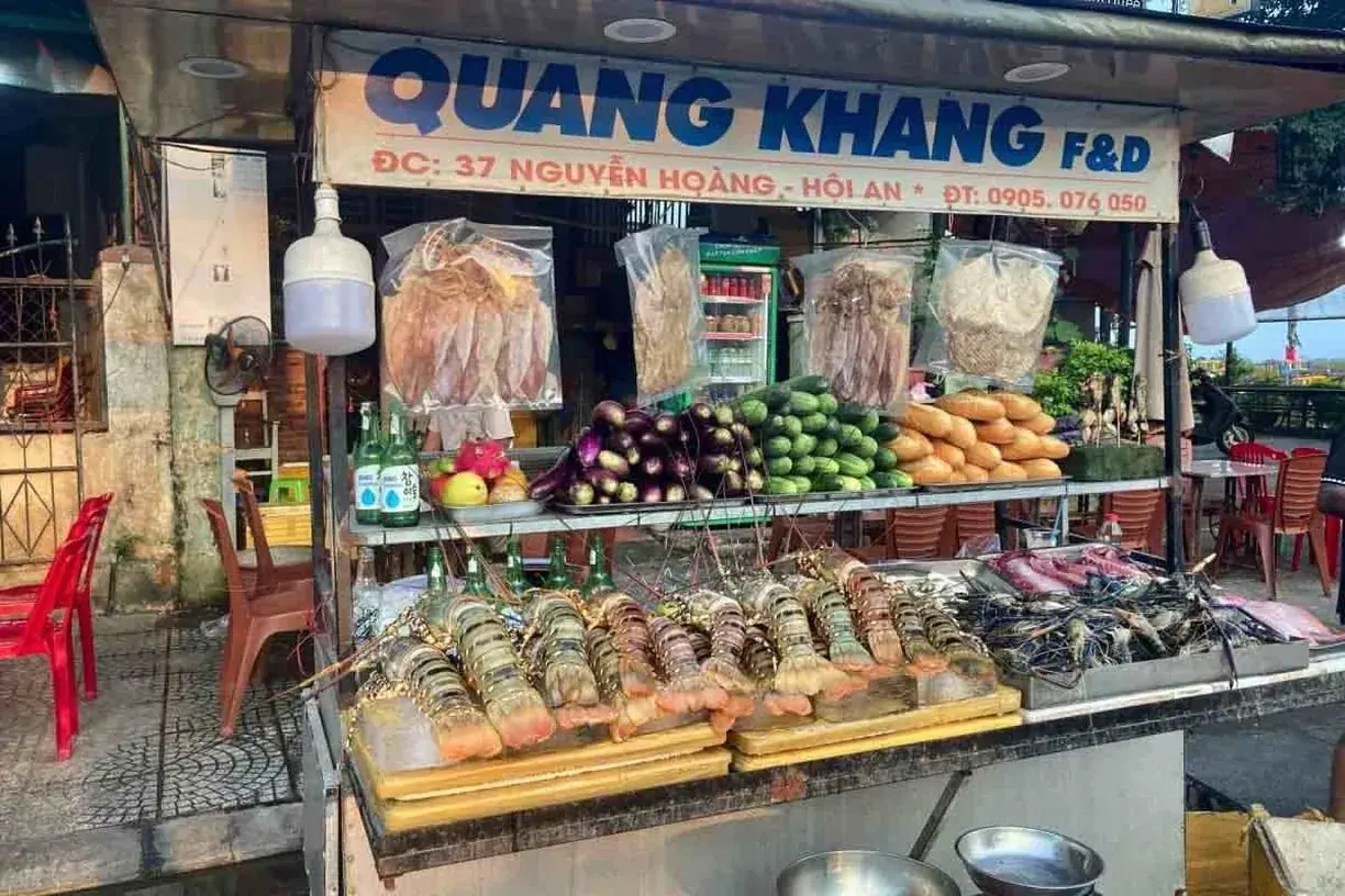 Seafood and produce stall at a Vietnamese street market